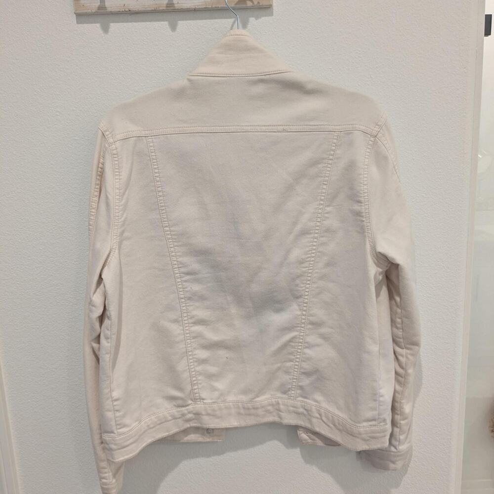 Cream off white button down jacket - Picture 3 of 5